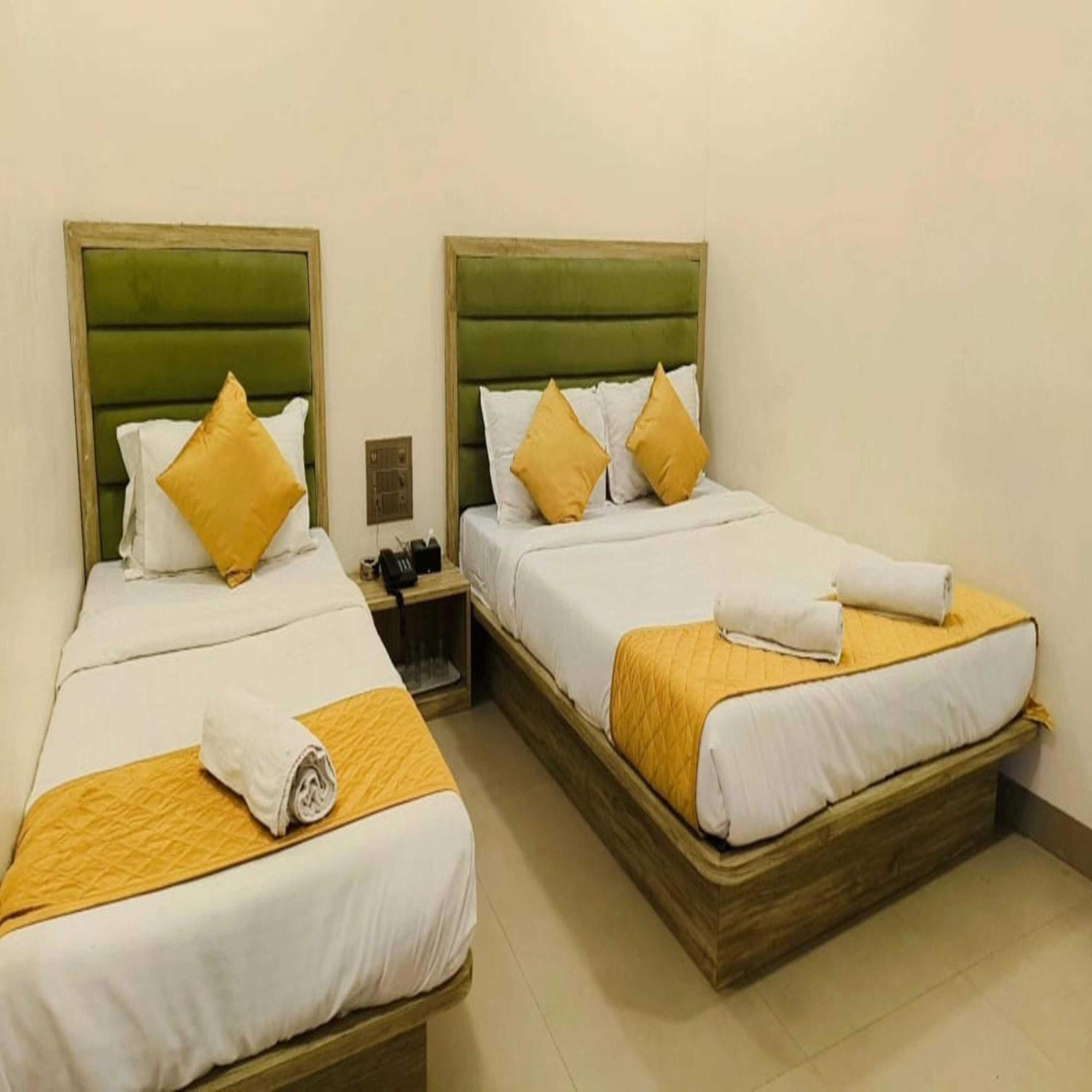 Hotel Pride Suites - Kurla West Bombay Exterior foto