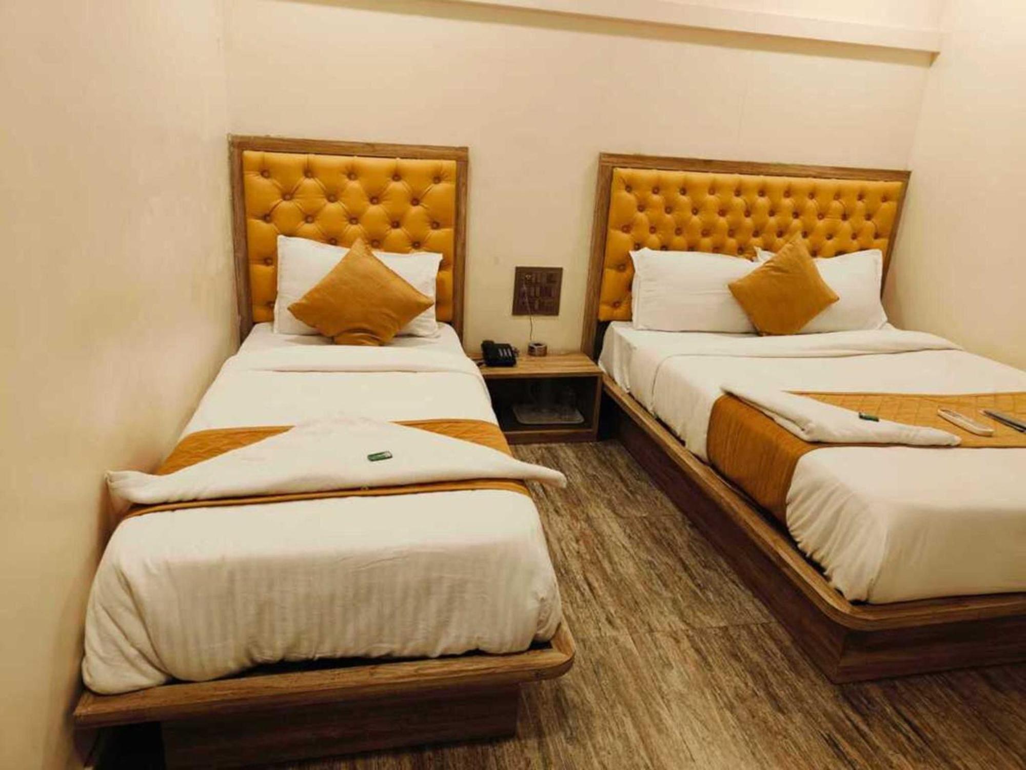 Hotel Pride Suites - Kurla West Bombay Exterior foto