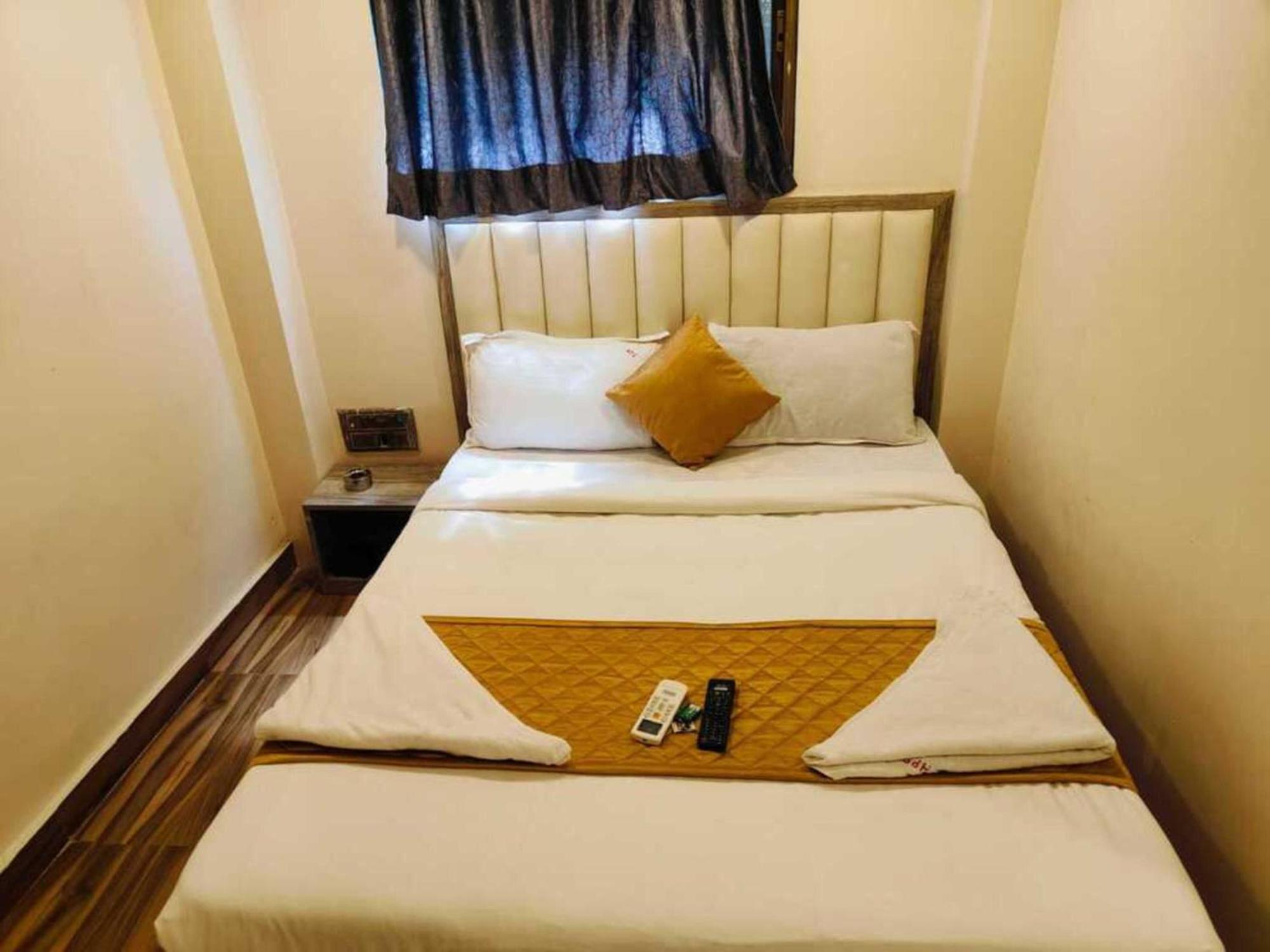 Hotel Pride Suites - Kurla West Bombay Exterior foto